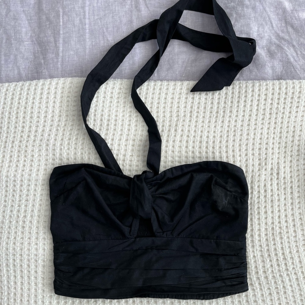 Abercrombie Keyhole Halter Crop Top